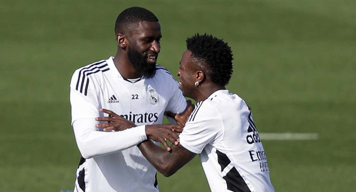Rüdiger y Vinicius, durante un entrenamiento del Real Madrid. /GETTY