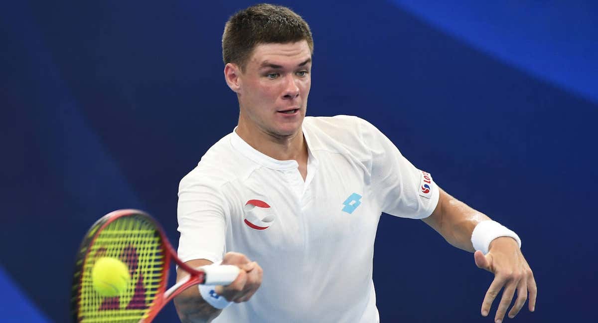 Kamil Majchrzak, durante un partido en Sídney en 2020. /AFP / William WEST