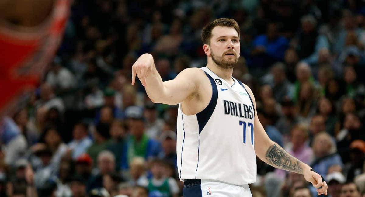 Doncic, durante un partido de los Dallas. /AFP