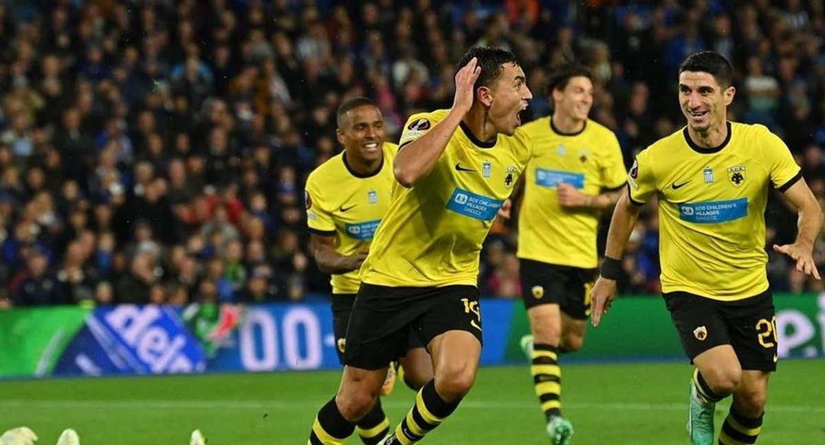 Ponce celebra el gol ante el Brighton. /@ezequielp9