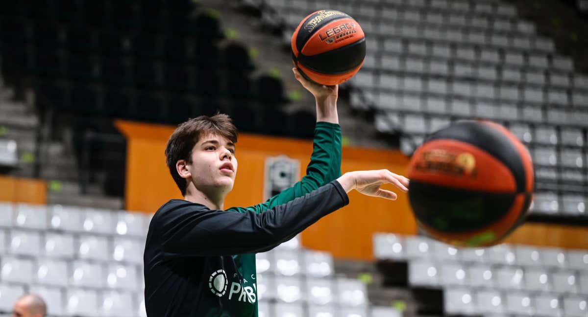 Ian Platteuw, en un calentamiento./JOVENTUT