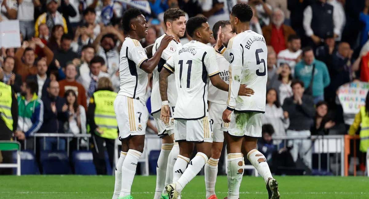 El Real Madrid celebra uno de sus goles ante el Alavés. /REAL MADRID