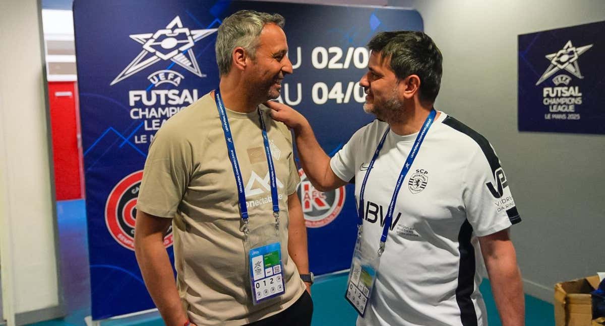 Antonio Vadillo y Nuno Dias se saludan en la rueda de prensa de la UEFA en el Final Four de Le Mans. /PALMA FUTSAL