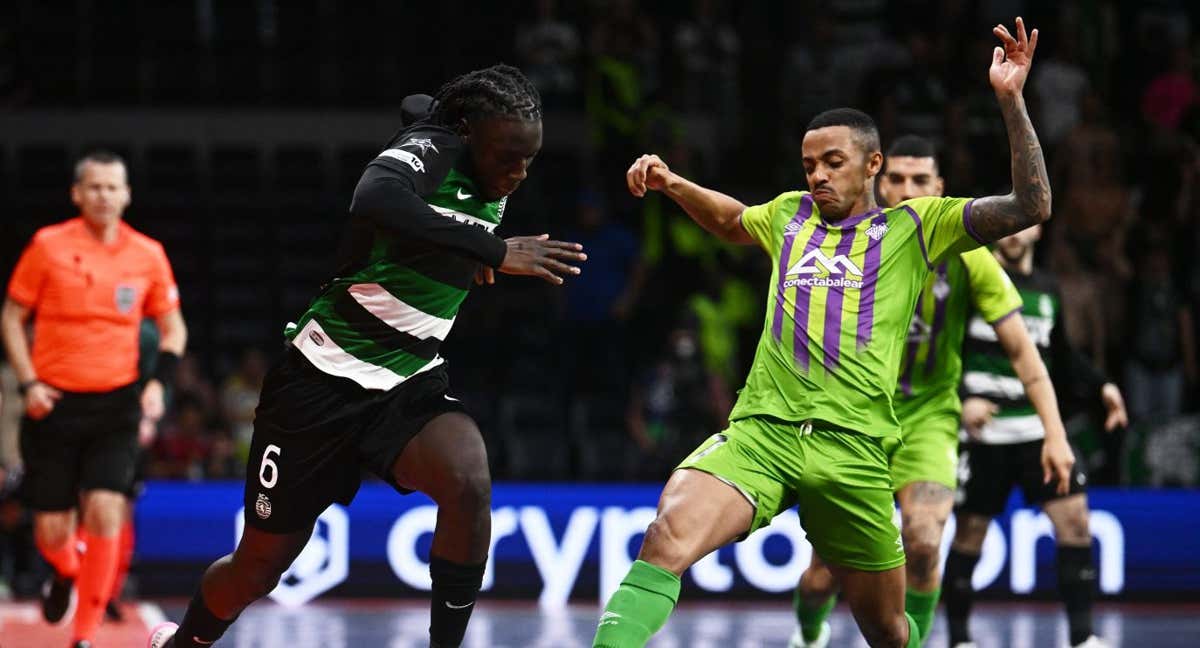 Zicky Te y Neguinho, en un lance de la segunda semifinal entre Sporting y Palma./UEFA