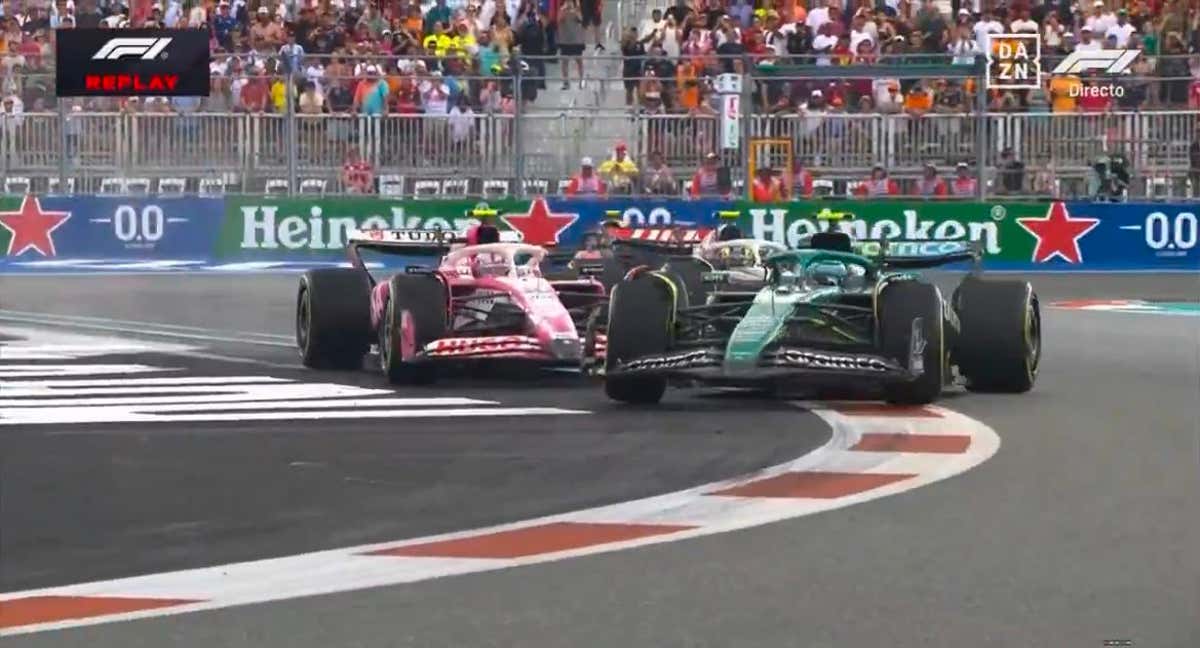 Momento del toque de Lawson a Alonso. /Captura de TV de DAZN