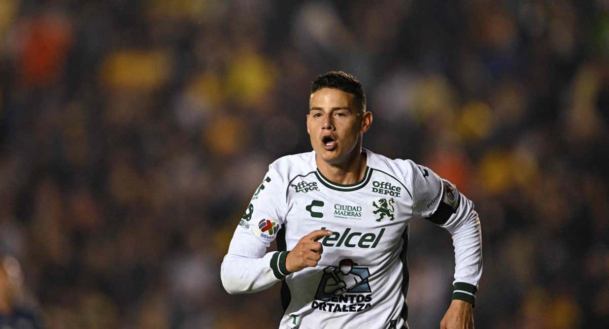 James Rodríguez, en un partido con el León./AFP