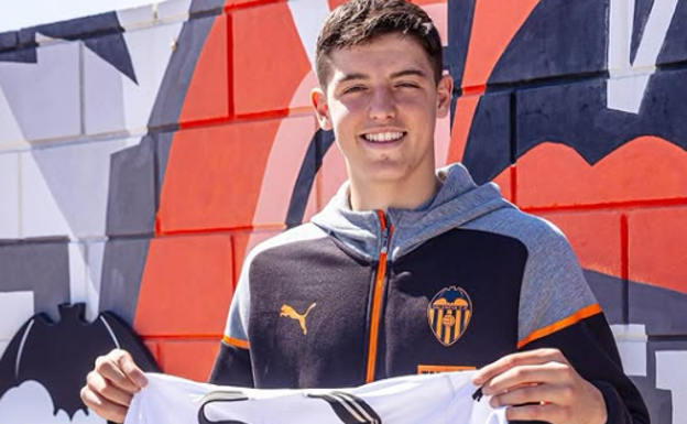 Javi Tena. Valencia C.F