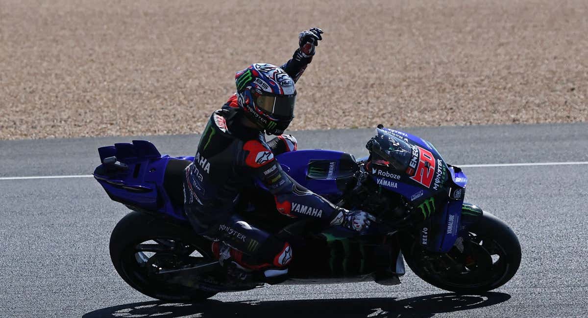 Fabio Quartararo celebra la pole consegudida en Le Mans./Reuters