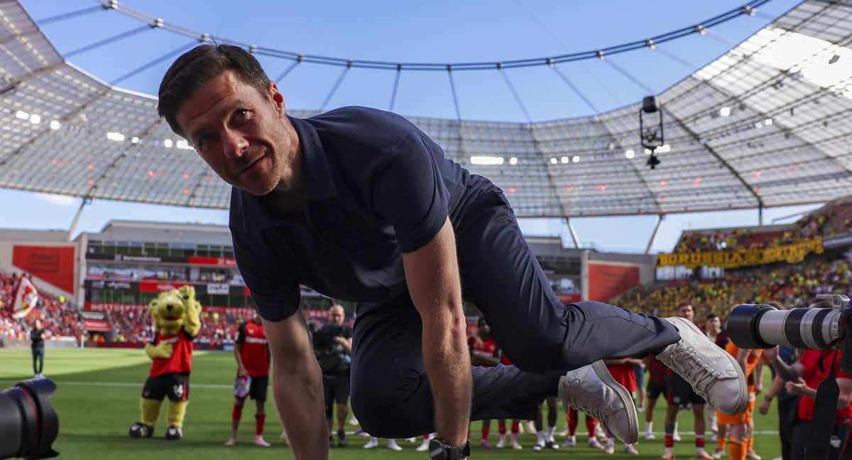 Xabi Alonso en su despedida del Bayer/EFE