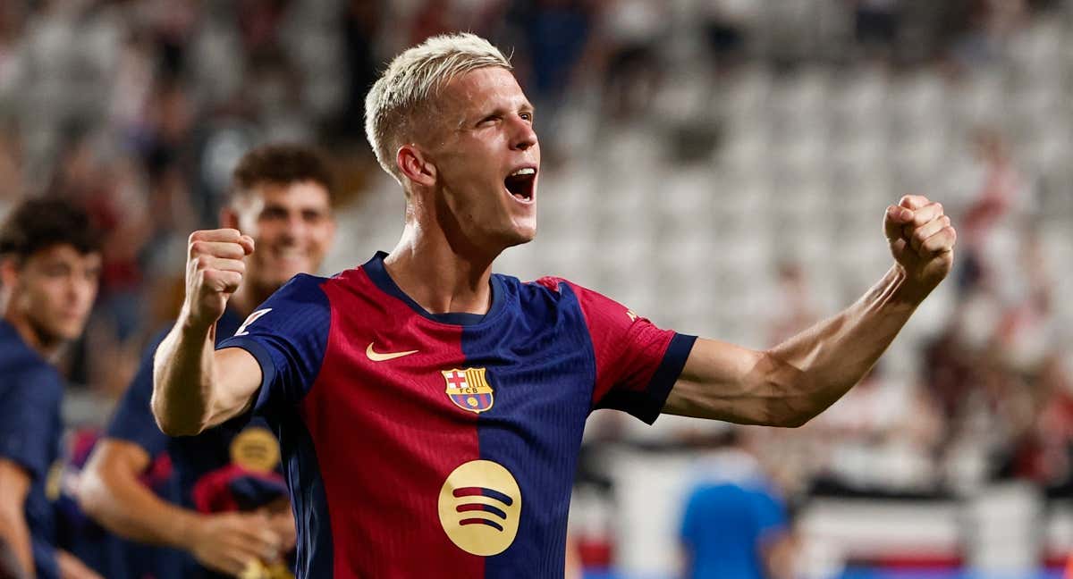 Olmo celebra un gol con el Barça esta temporada. /EFE