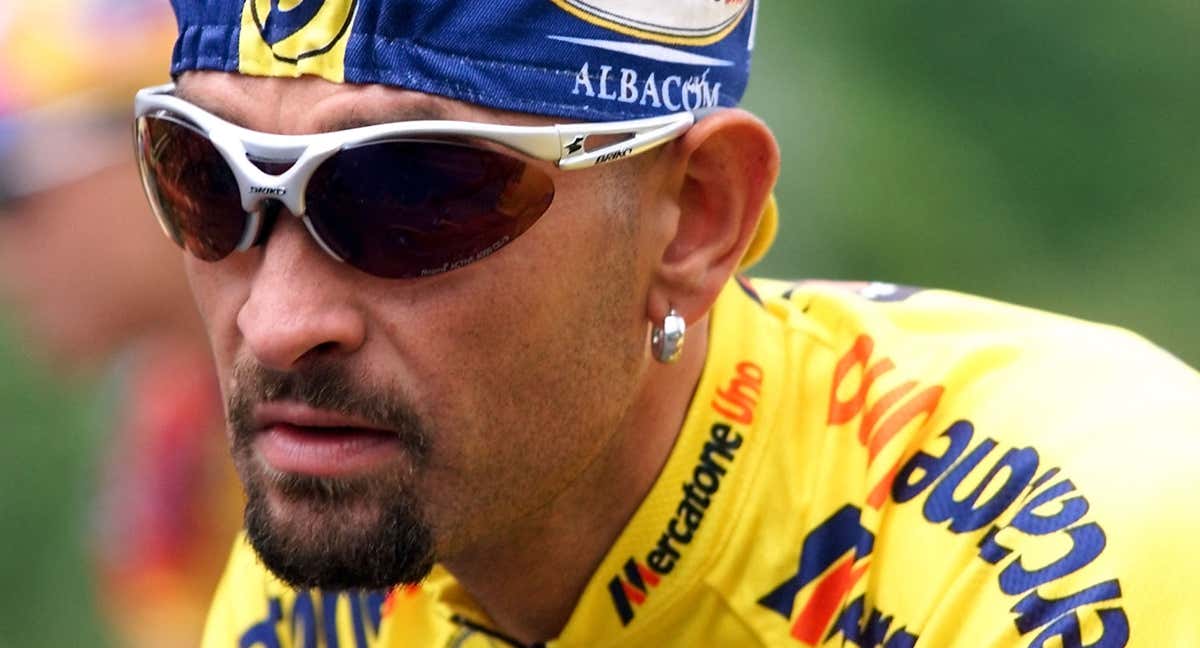 Marco Pantani, en el Giro del año 2000./AFP