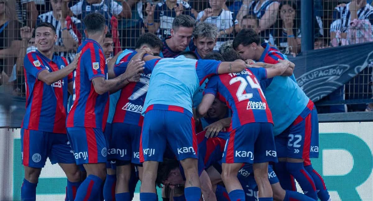 San Lorenzo celebra un gol de Muniain. /SAN LORENZO