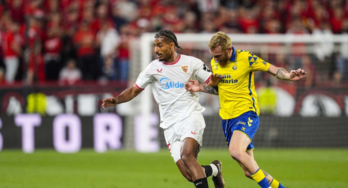 Loïc Badé durante el Sevilla-Las Palmas./EP