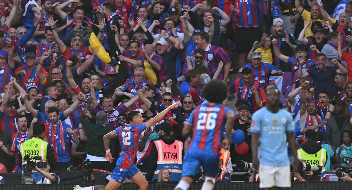 El Palace celebra el gol./AFP