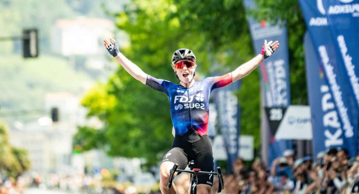 Demi Vollering gana su tercera Itzulia. /ITZULIA BASQUE COUNTRY