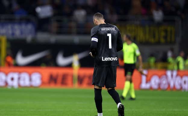 Handonovic, decepcionado tras la derrota |