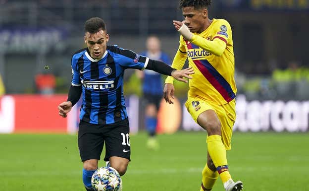 Lautaro durante un partido en San Siro frente al Barça |  GETTY IMAGES