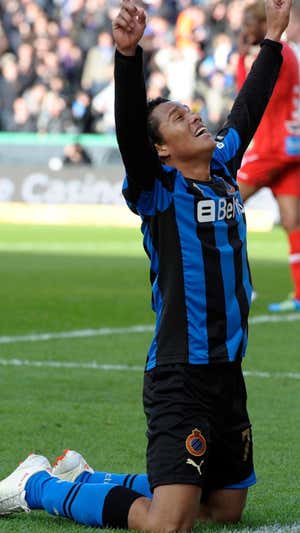 Bacca celebra su gol contra el Gante en abril de 2012.  PETER DE VOECHT / GETTY