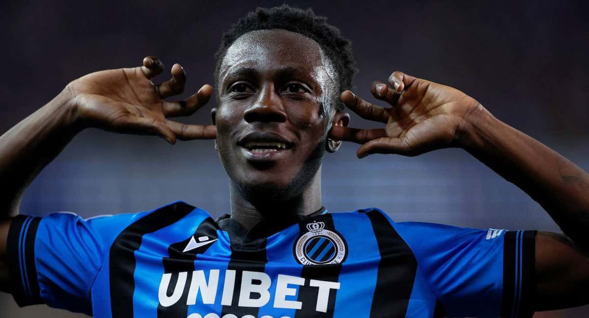 Kamal Sowah celebra su gol ante el Atlético. /KENZO TRIBUILLARD / GETTY