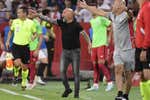 Sampaoli, escucha, sigue y tiene que mejorar