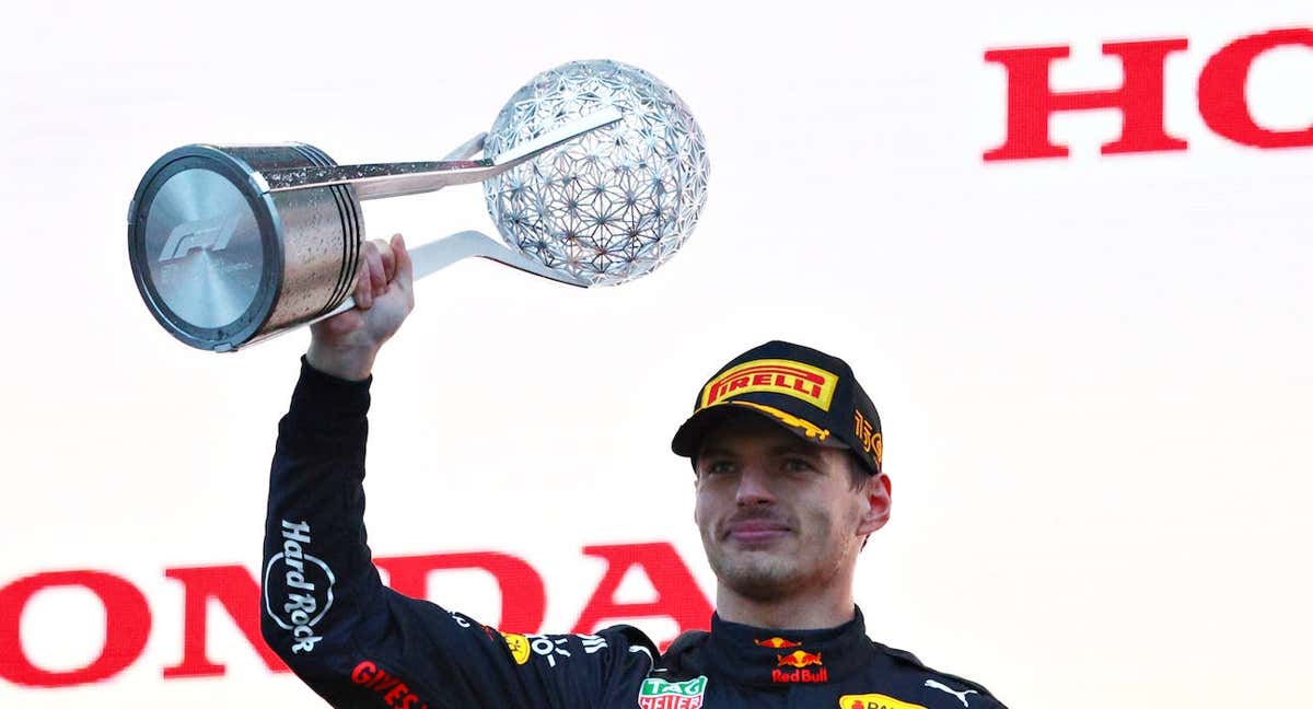 Max Verstappen celebra su triunfo en Japón y su segundo Mundial de F1.
