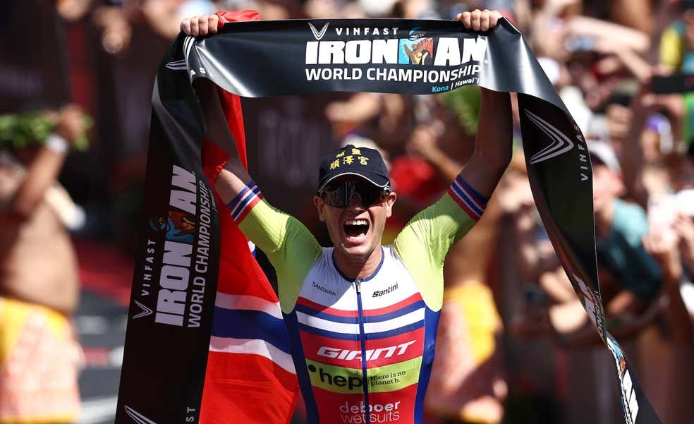 Gustav Iden brilla en el Ironman de Kona con su gorra de la suerte