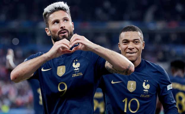 Giroud, uno de los mejores socios de Mbappé.  GETTY