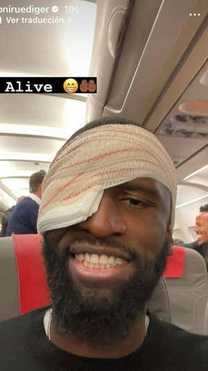 Rüdiger colgó esta imagen en el avión que le trasladó a Madrid.  Instagram