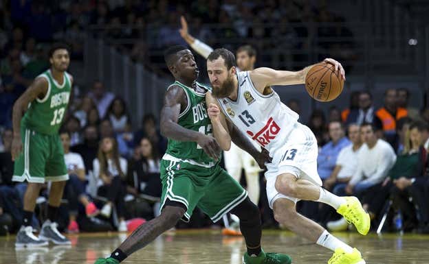 Sergio Rodríguez en el partido entre Real Madrid y Boston Celtics de 2015. Getty