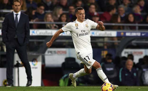 Lucas Vázquez, con Lopetegui de fondo. GETTY