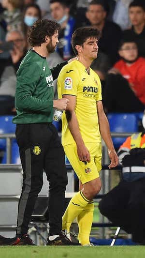 Gerard Moreno se lamenta tras su lesión |  GETTY IMAGES