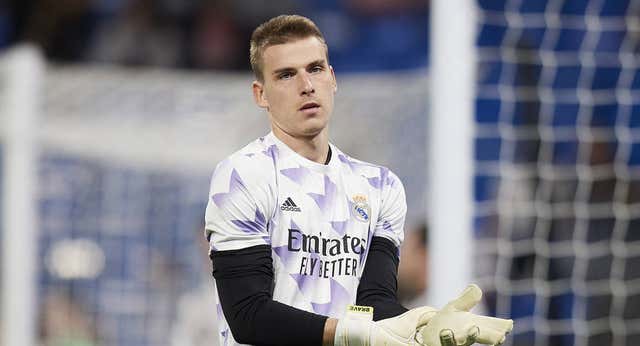 El gran reto de Lunin: “Entrenaba en un jardín desnivelado y con piedras”