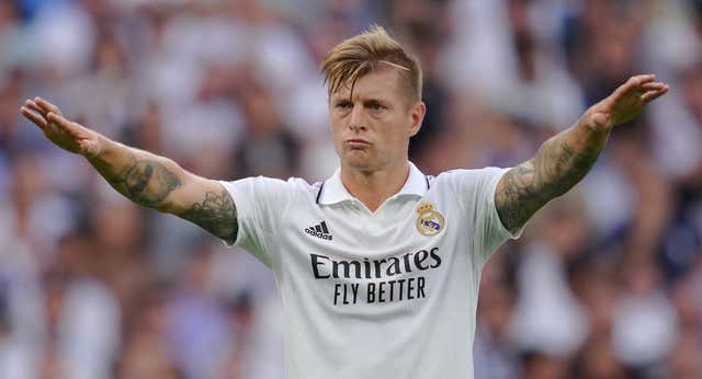 El ‘expediente Kroos’: todos los prismas de una retirada en el aire