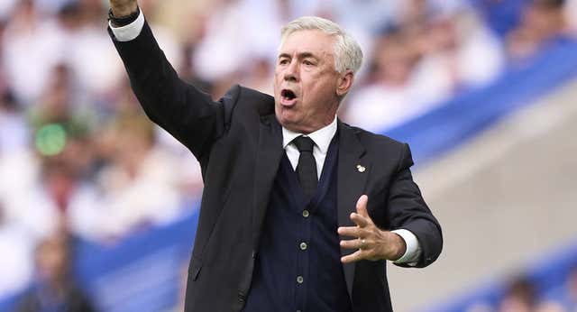 Ancelotti: «¿Retirada de Kroos? Seremos felices con la decisión que tome…»