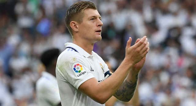 Festín de Kroos en la mesa de Modric, Busi, De Jong y Pedri