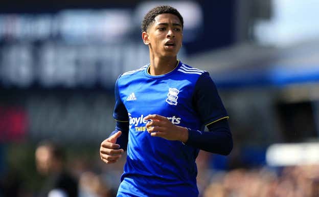 Bellingham durante sus primeros partidos con el Birmingham. GETTY