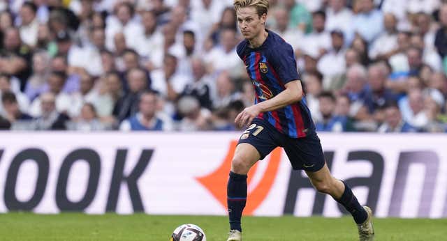 Preparando el post-Busquets: De Jong, Nico y ¿mercado?