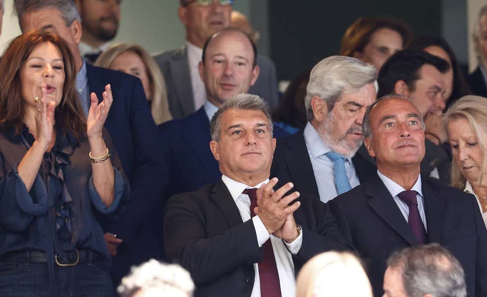 Laporta, multado por las protestas del Bernabéu... con 150 euros