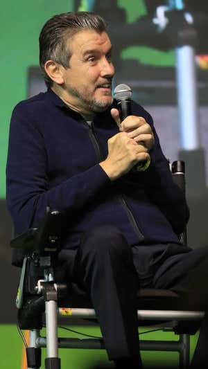 Juan Carlos Unzué fue uno de los premiados en la VIII Gala del Altruismo. EFE