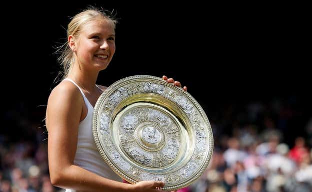 Sharapova ganó Wimbledon en 2004 con apenas 17 años  Mike Hewitt/Getty Images
