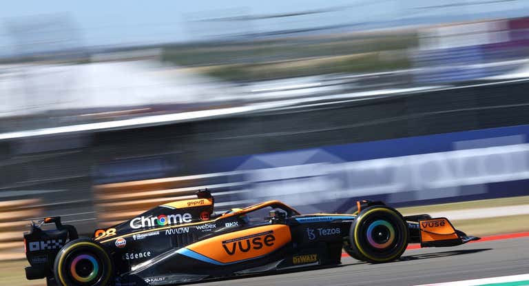 Álex Palou en su debut con McLaren en los libres 1 del GP de EE UU de F1.