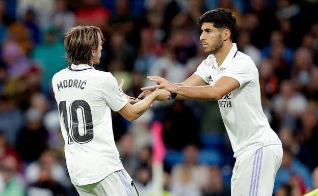 Asensio sustituyendo a Modric. GETTY