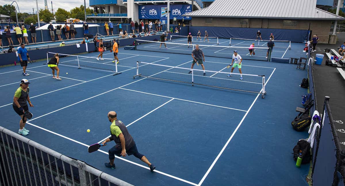Partidos simultáneos de pickleball en EE UU. /Getty Images