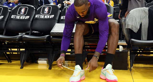LeBron James no tiene fecha de caducidad: eso dicen sus zapatillas