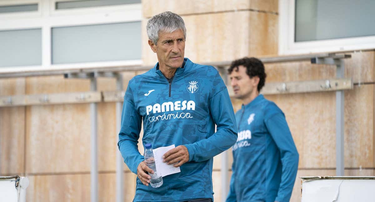 Quique Setién en su primer entrenamiento. /Villarreal