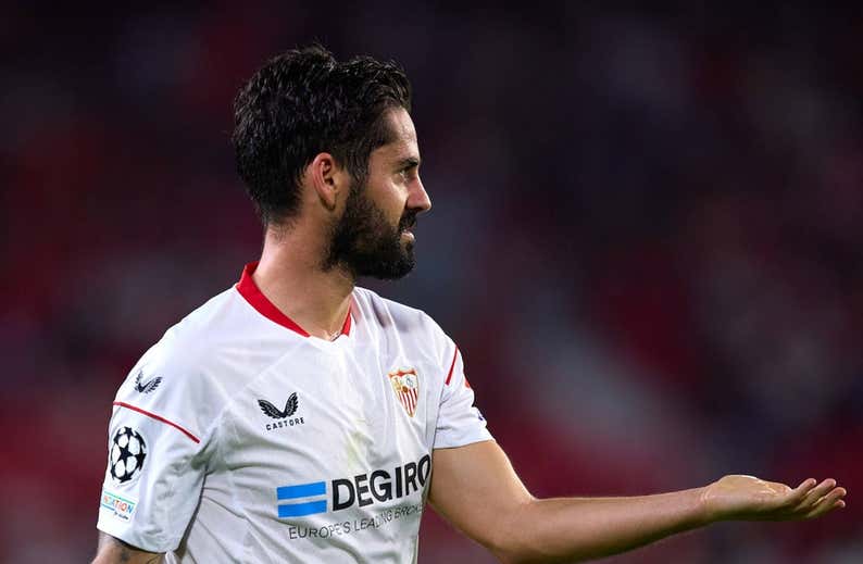 Mimos a Isco, con opciones de jugar ante el Rayo