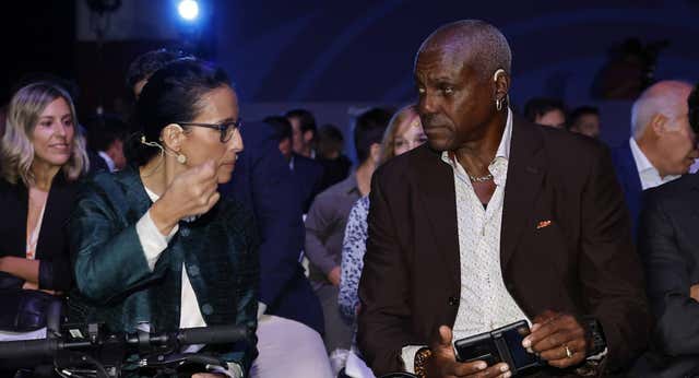 Carl Lewis: «En Rusia todo pasa por Putin, ¿pero quién orquesta el dopaje en Kenia?»