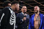 Lomachenko cumple ante Ortiz para citarse con Haney en 2023