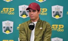 Alcaraz admite molestias en la rodilla antes de debutar en el Masters de París
