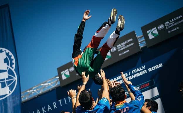 Celebración del Mundial FIA OK de Karting de Matheus Morgatto.  DPK Racing